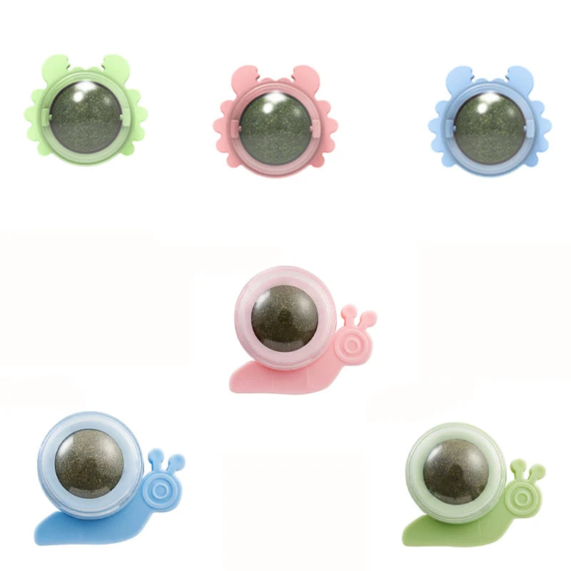 Catnip Licking Ball – Tasty, Healthy & Energizing Treat Toy